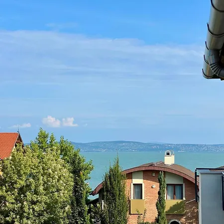 Апартаменты Oazis Шиофок